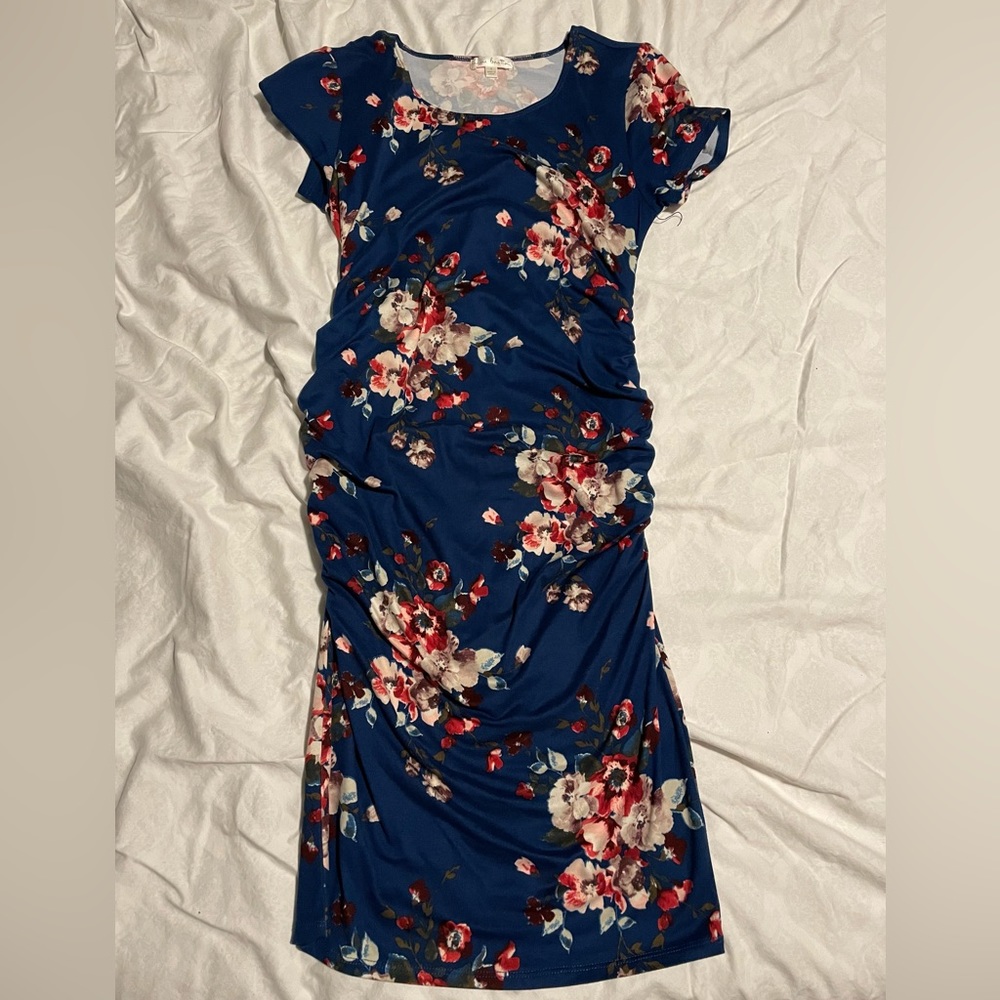 Very soft maternity dress! So comfy!